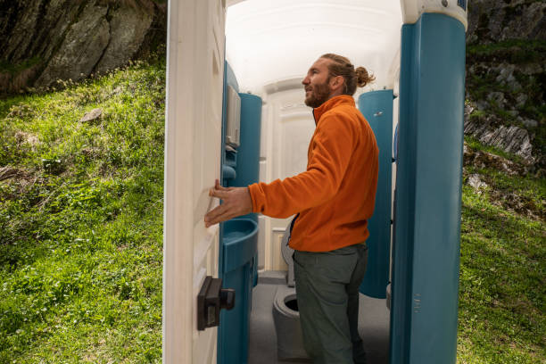 Portable Toilet Options We Offer in Desert Hills, AZ